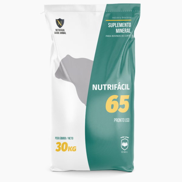 Um saco de suplemento mineral para bovinos, Nutrifácil 65